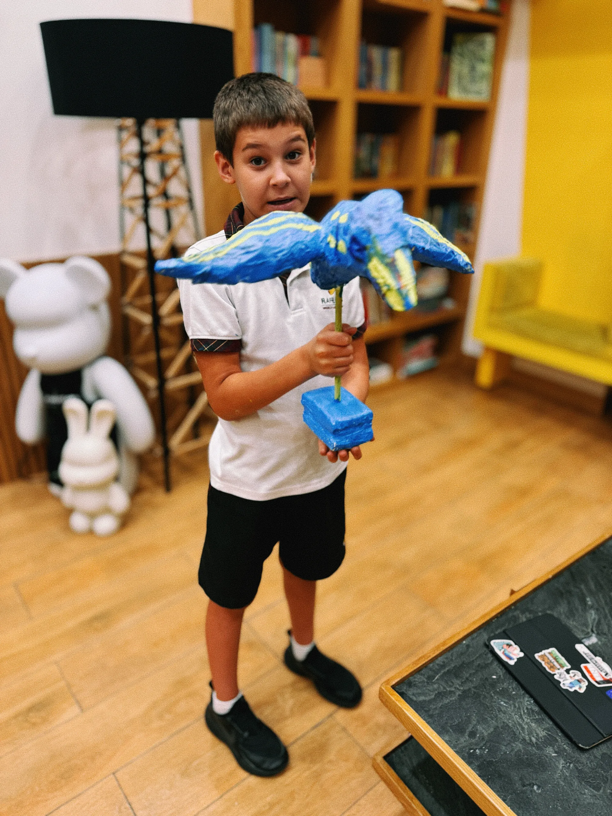 Саня и Костя сотворили различные поделки