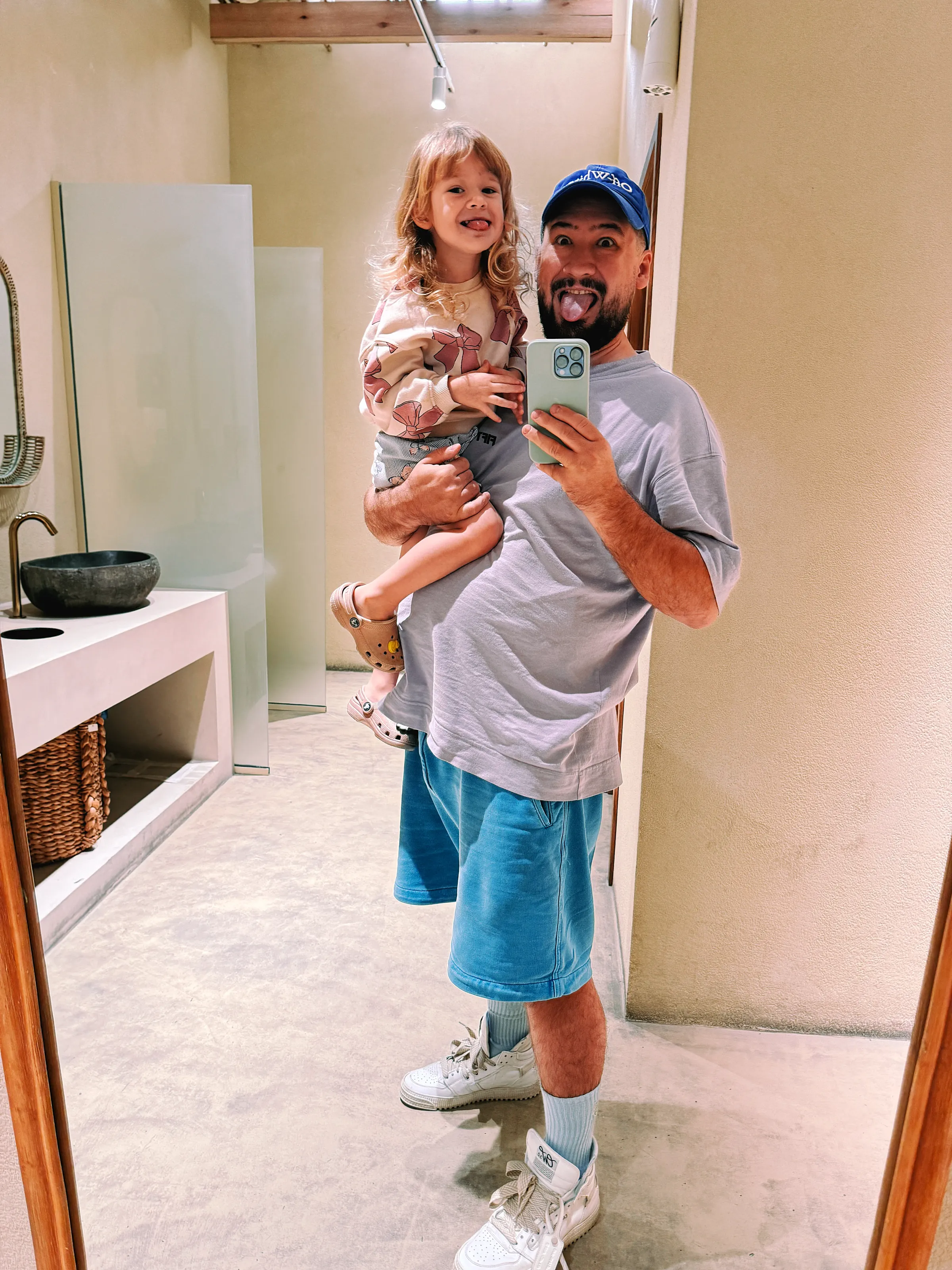 Дурачимся с Дашей